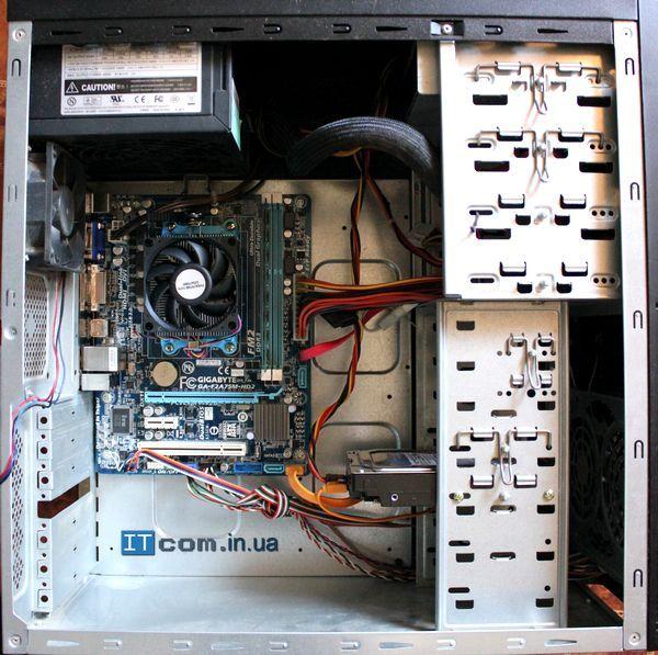 установка материнской платы в системный блок