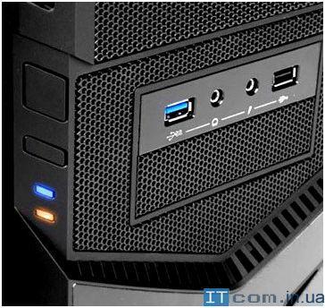 USB порт и входы для наушников и микрофона USB порт и входы для наушников и микрофона