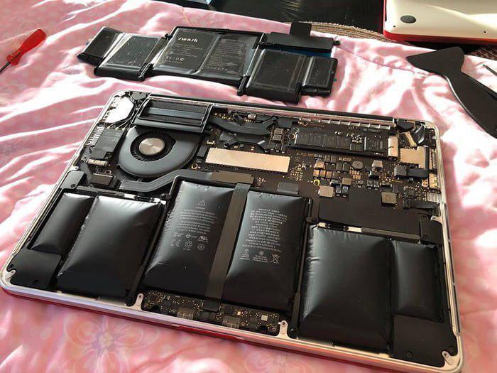 вздутая батарея у макбука