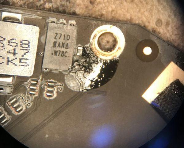 Свеженький Pro Retina 15 TouchBar Mid 2017 после кваса