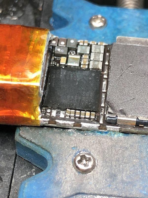 iPhone 7 нет сети
