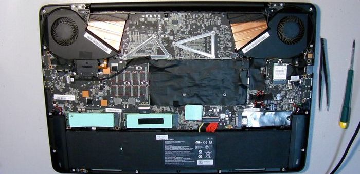 Ремонт ноутбука Razer Blade Pro 2017: Восстановление клавиатуры