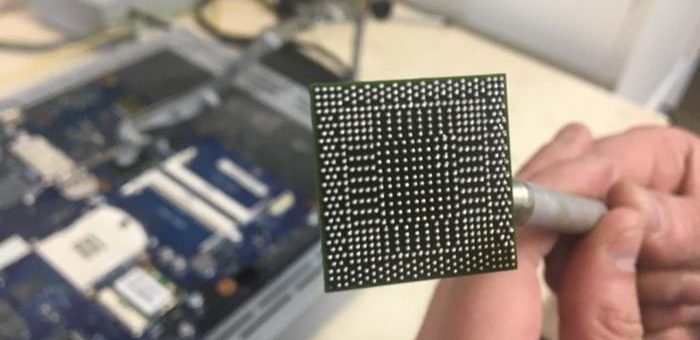 Ремонтируем ноутбук Samsung R540 старый чип