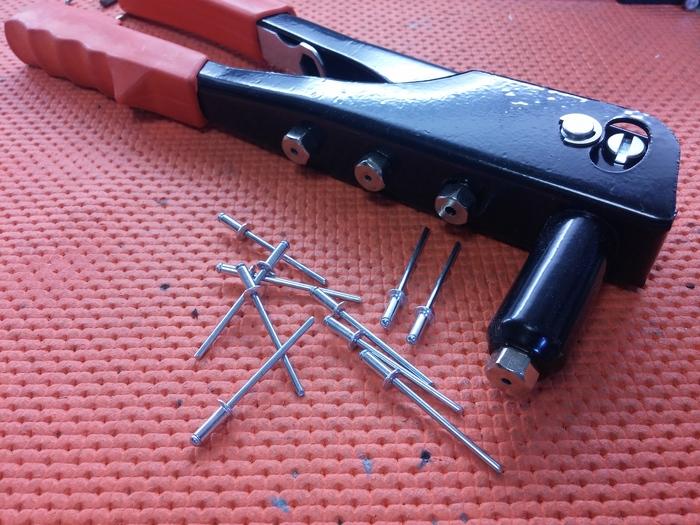 заклепочник