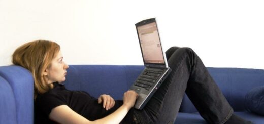 работа за ноутбуком